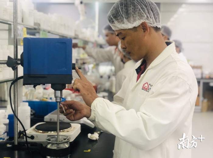 1588147587130261 ÀÏ×ÓÓÐÇ®lzyq88(Öйú)ÓÐÏÞ¹«Ë¾¹ÙÍø