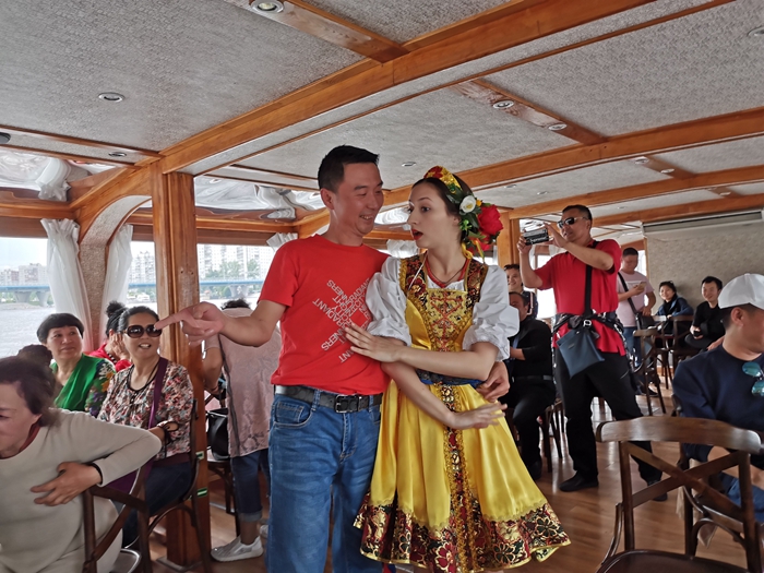 1588147967933015 ÀÏ×ÓÓÐÇ®lzyq88(Öйú)ÓÐÏÞ¹«Ë¾¹ÙÍø